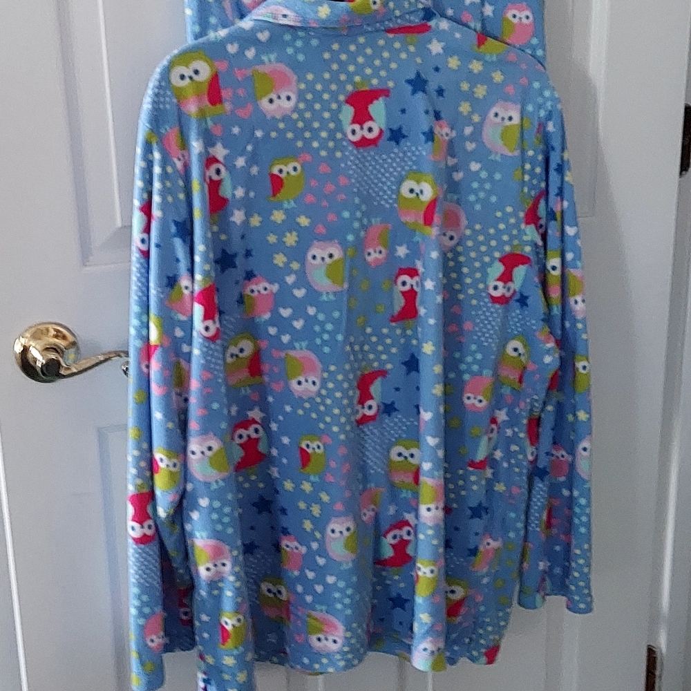 Women's Soft Fleece Pajamas - Picture 5 of 10